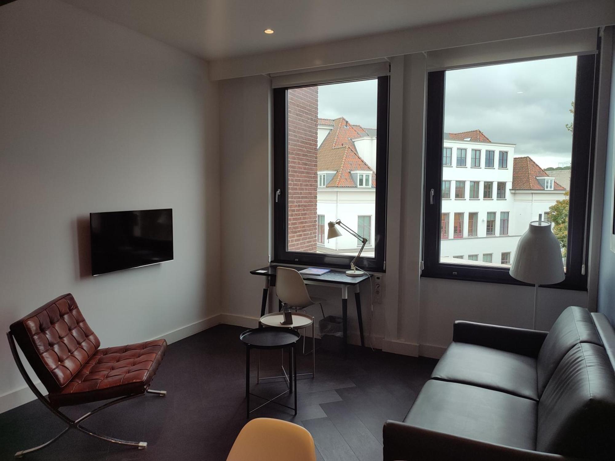 B-Aparthotel Kennedy Den Haag Ngoại thất bức ảnh