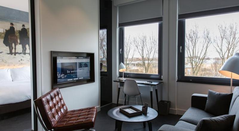 B-Aparthotel Kennedy Den Haag Ngoại thất bức ảnh