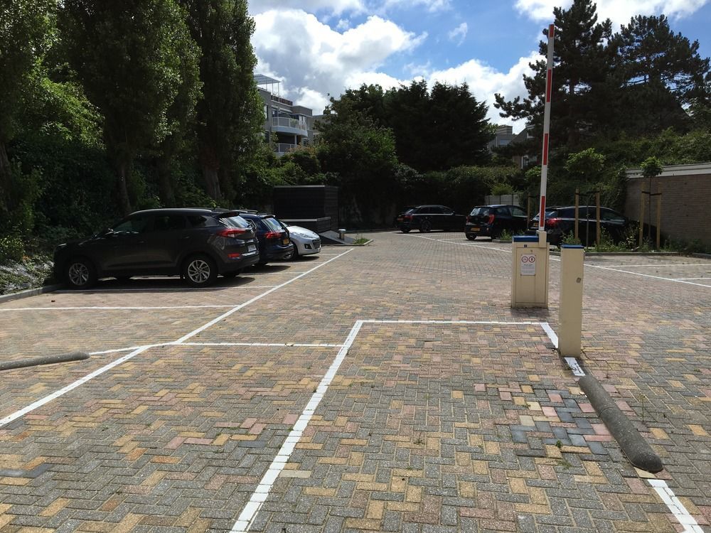 B-Aparthotel Kennedy Den Haag Ngoại thất bức ảnh